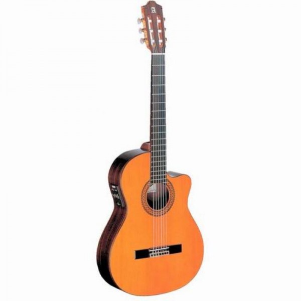 GUITARE ELECTROACOUSTIQUE CORDES NYLON Alhambra 5 P CUT ELEC