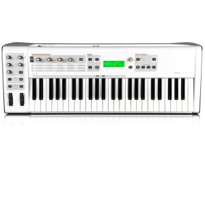 http://www.bauermusique.com/4660-thickbox/venom-synthetiseur-a-modelisation-analogique-12-voix.jpg