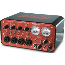 AKAI INTERFACE AUDIO 4 IN / 4 OUT EIE