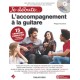 JE DEBUTE L'ACCOMPAGNEMENT A LA GUITARE